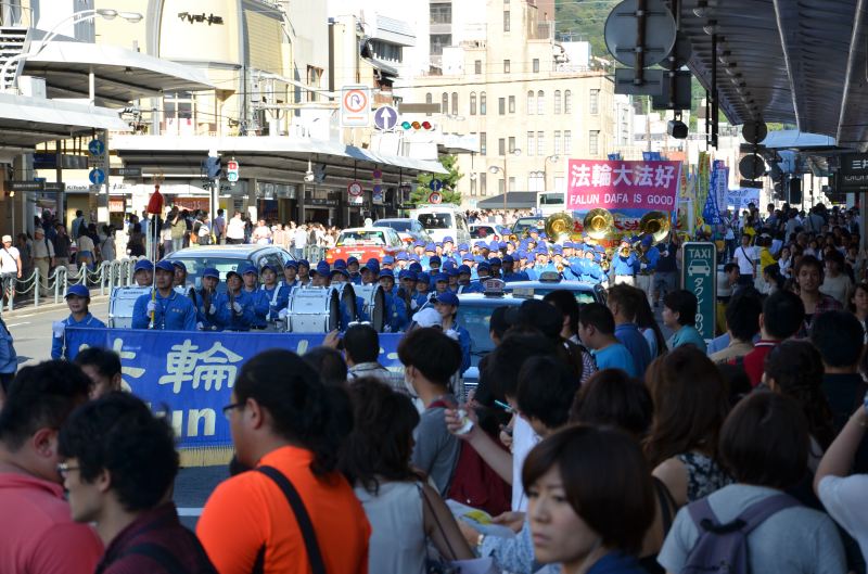 京都でパレード図１１